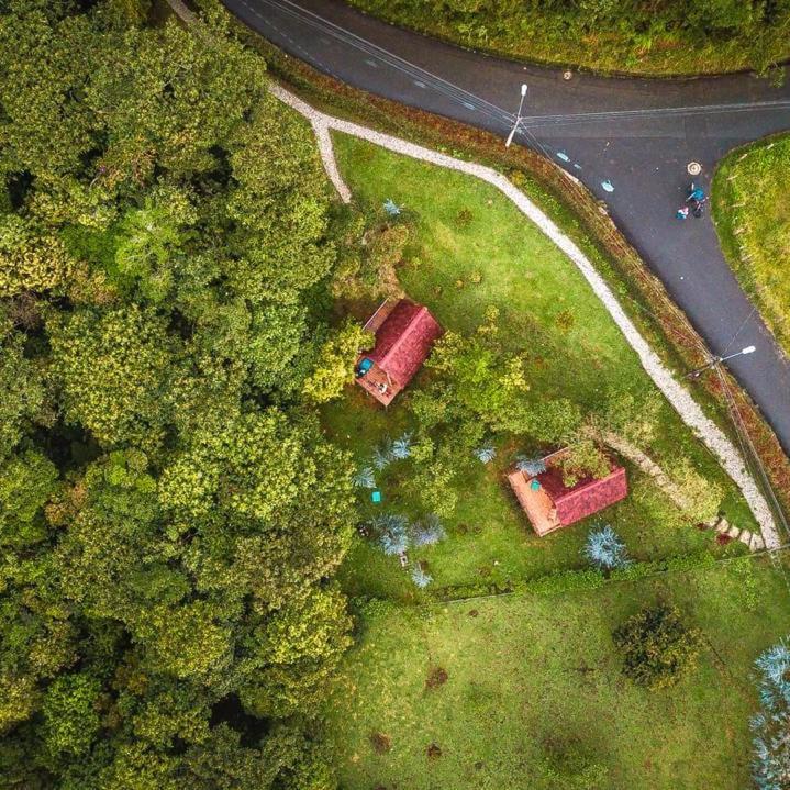 Chalets En Santa Elena En Medio Del Bosque Medellín Eksteriør bilde